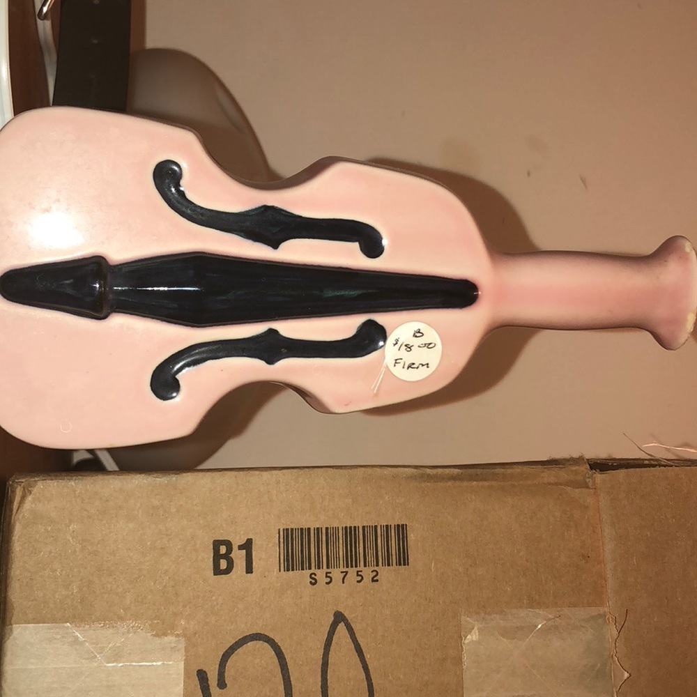 Guitar vase